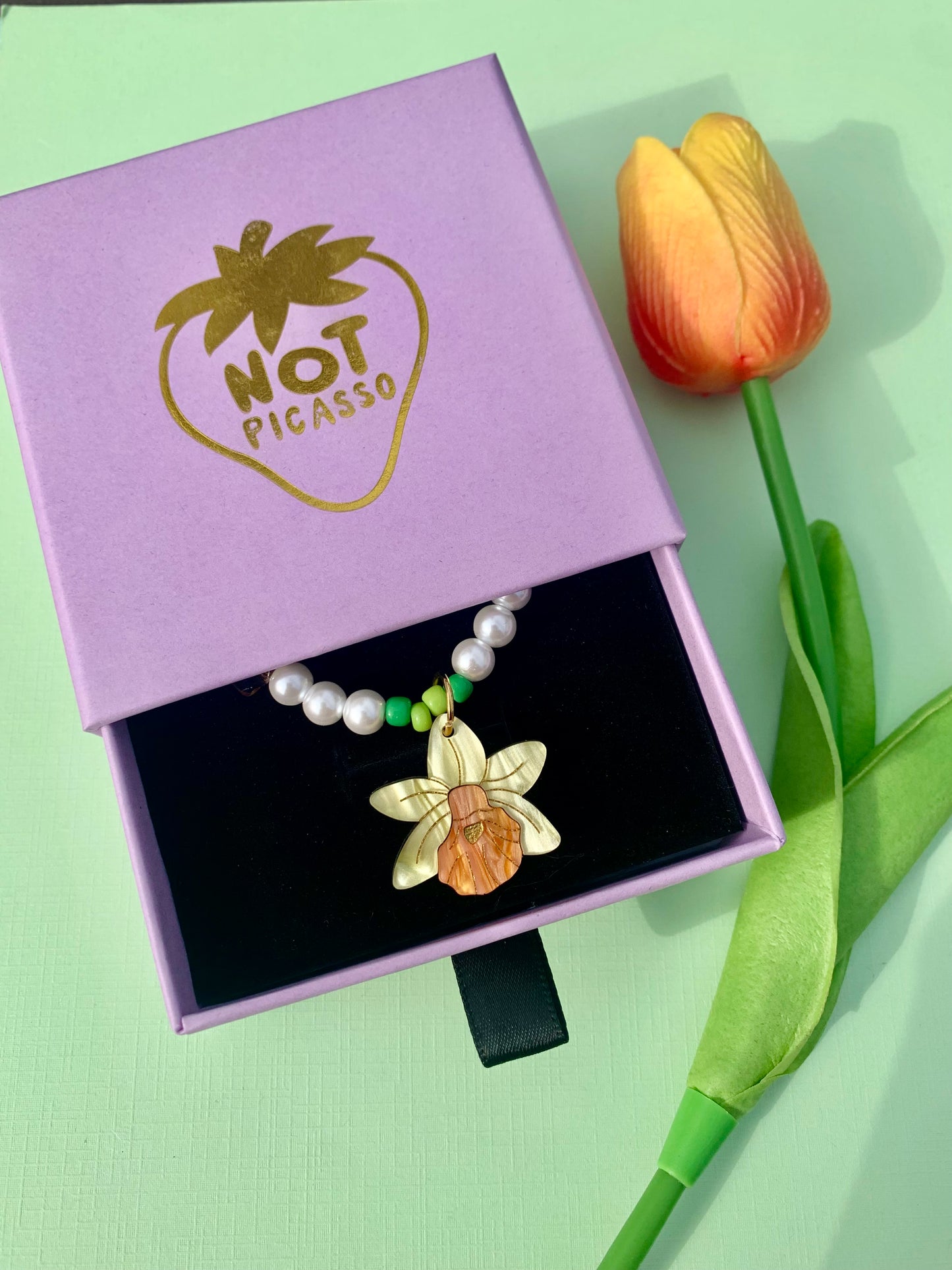 Daffodil Beaded Necklace