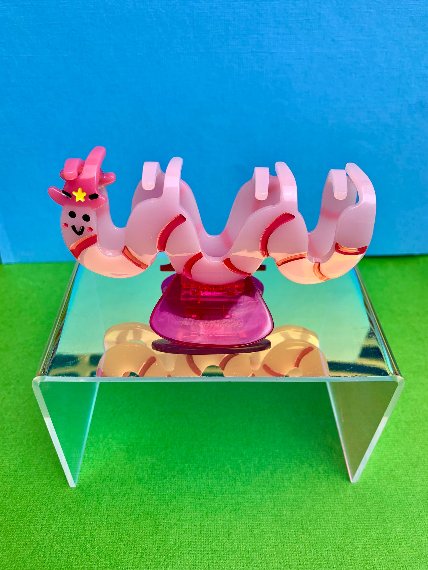 Cowboy Worm Hair Claw