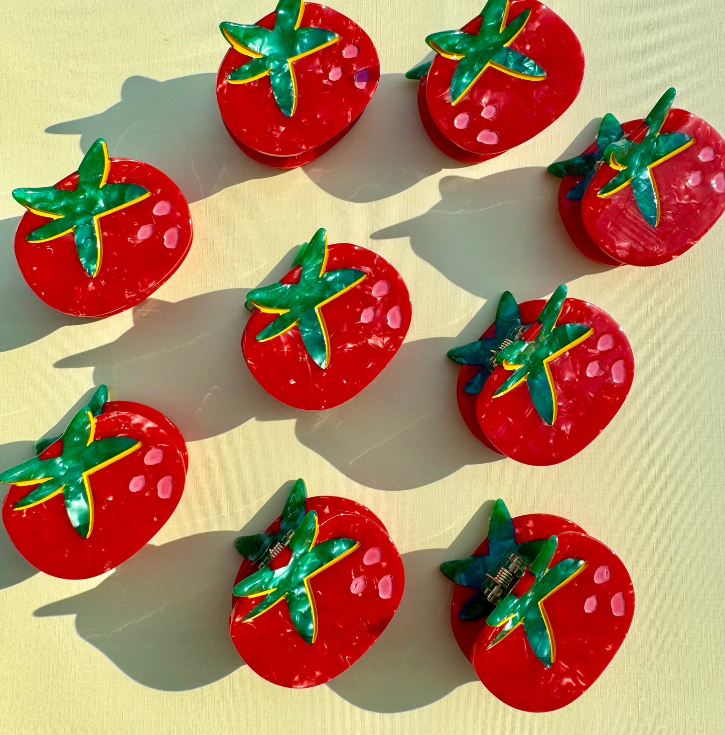 Tiny Tomato Hair Claw