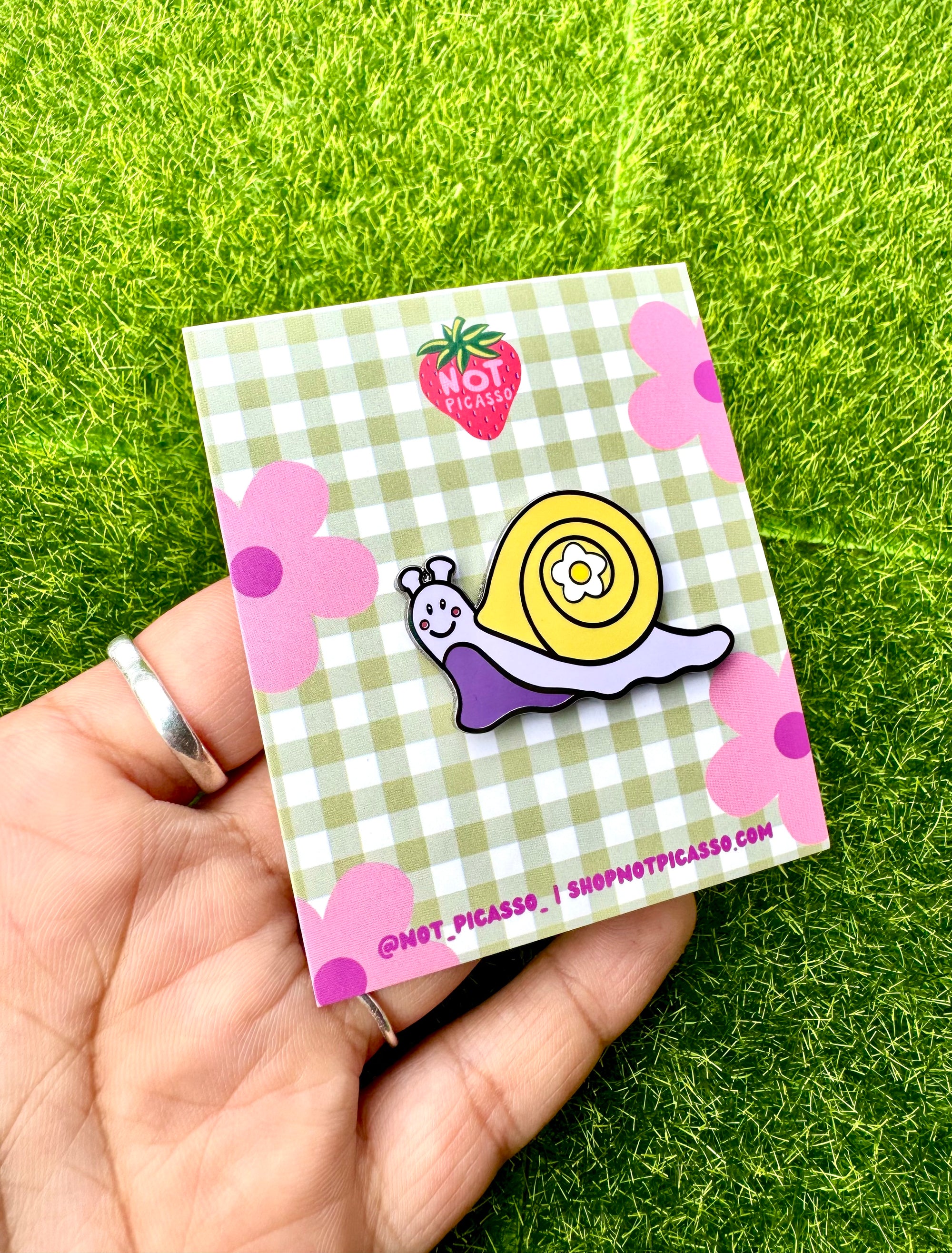 Suzie Snail Enamel Pin