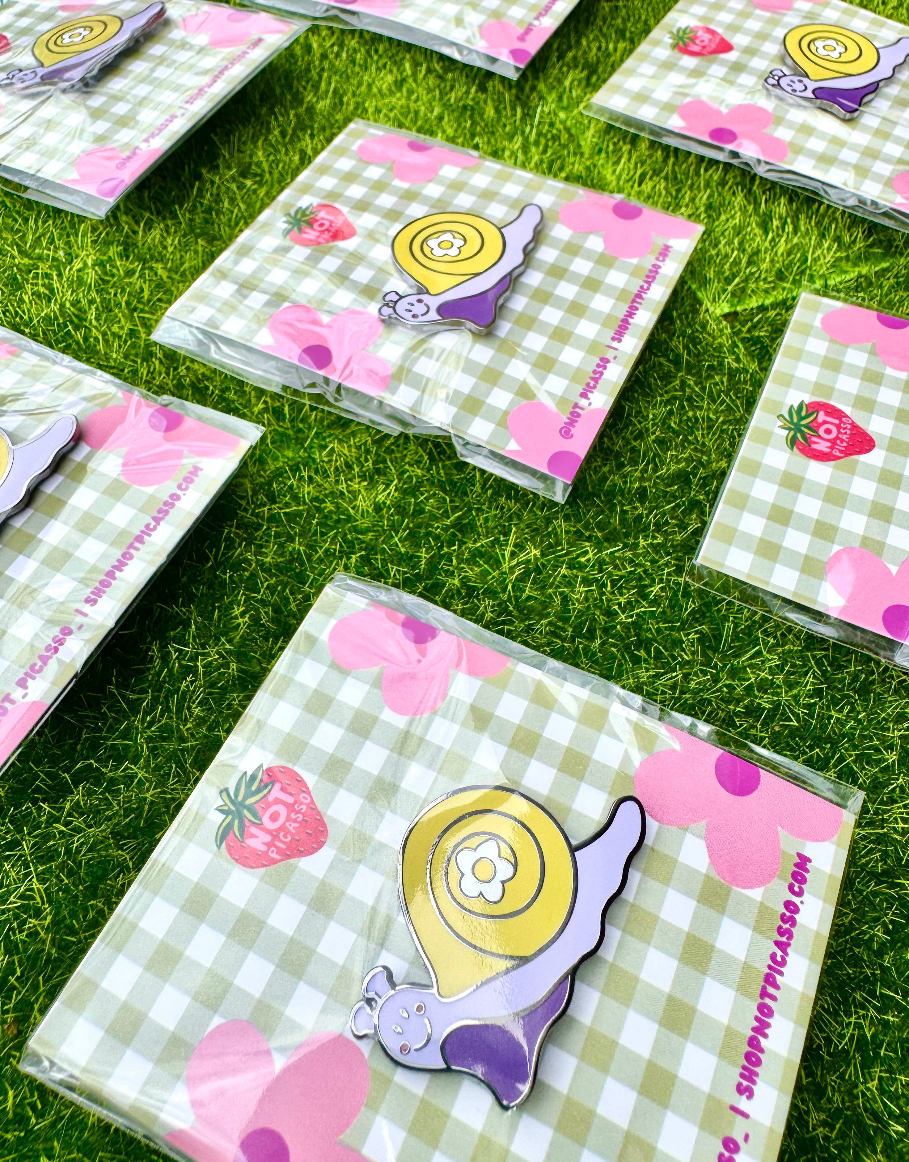 Suzie Snail Enamel Pin