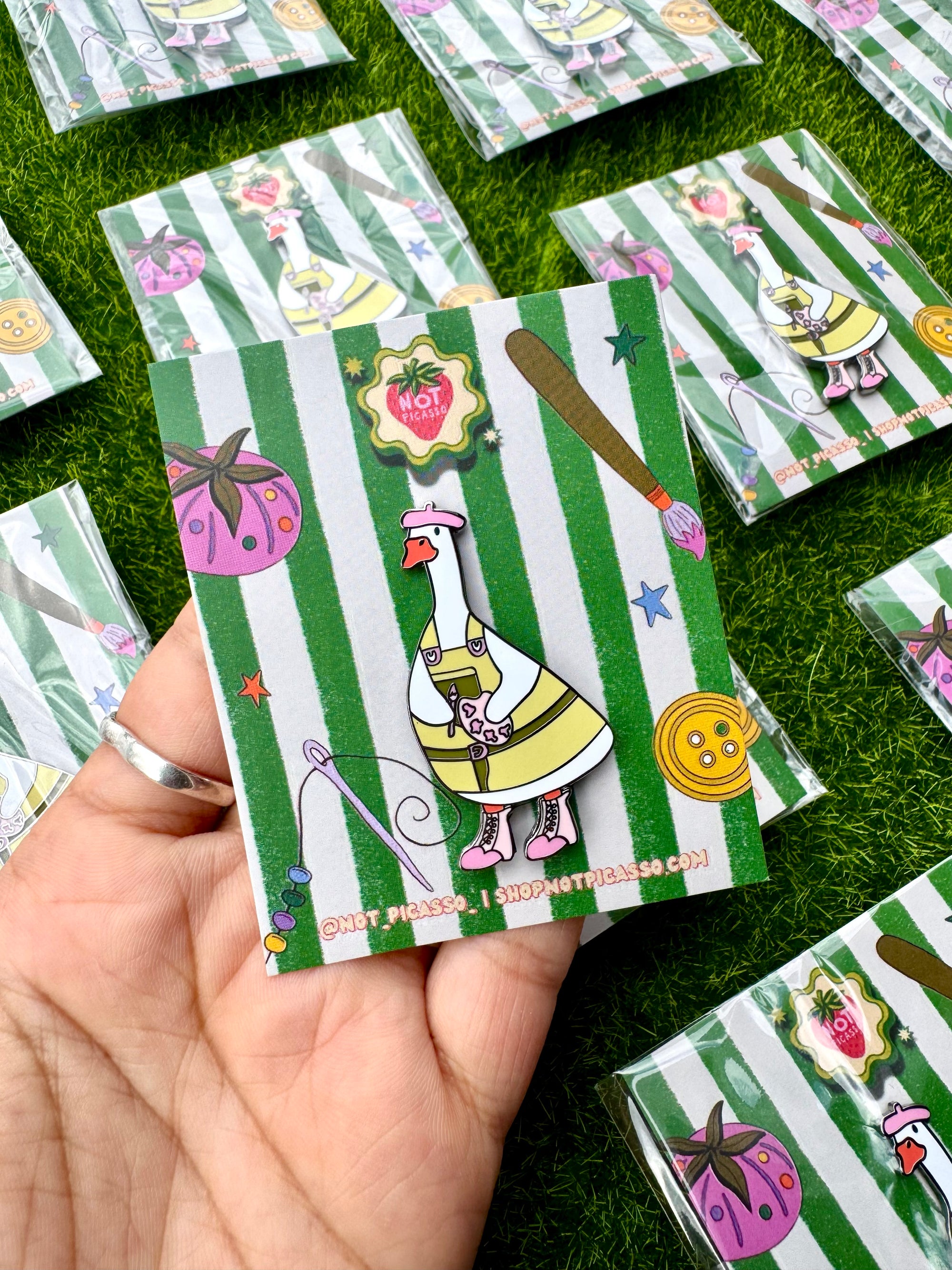 Vincent Van Goose Enamel Pin